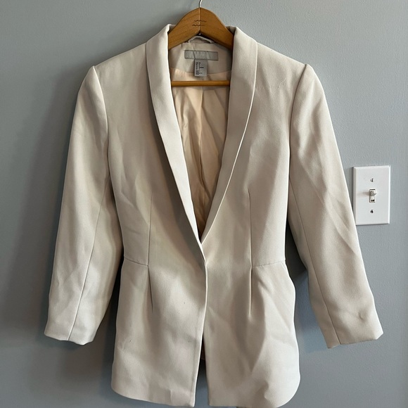 Cream H&M blazer - Picture 2 of 5